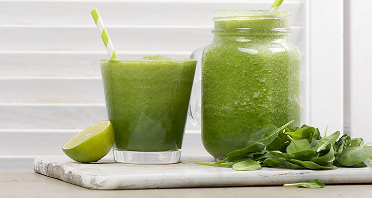 Smoothie vert détox : la routine bien-être au collagène pur